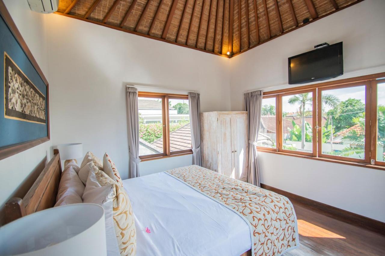 Villa Shanti Seminyak Esterno foto