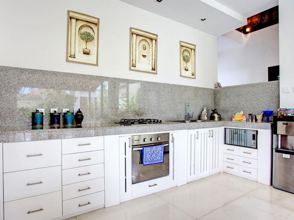 Villa Shanti Seminyak Esterno foto