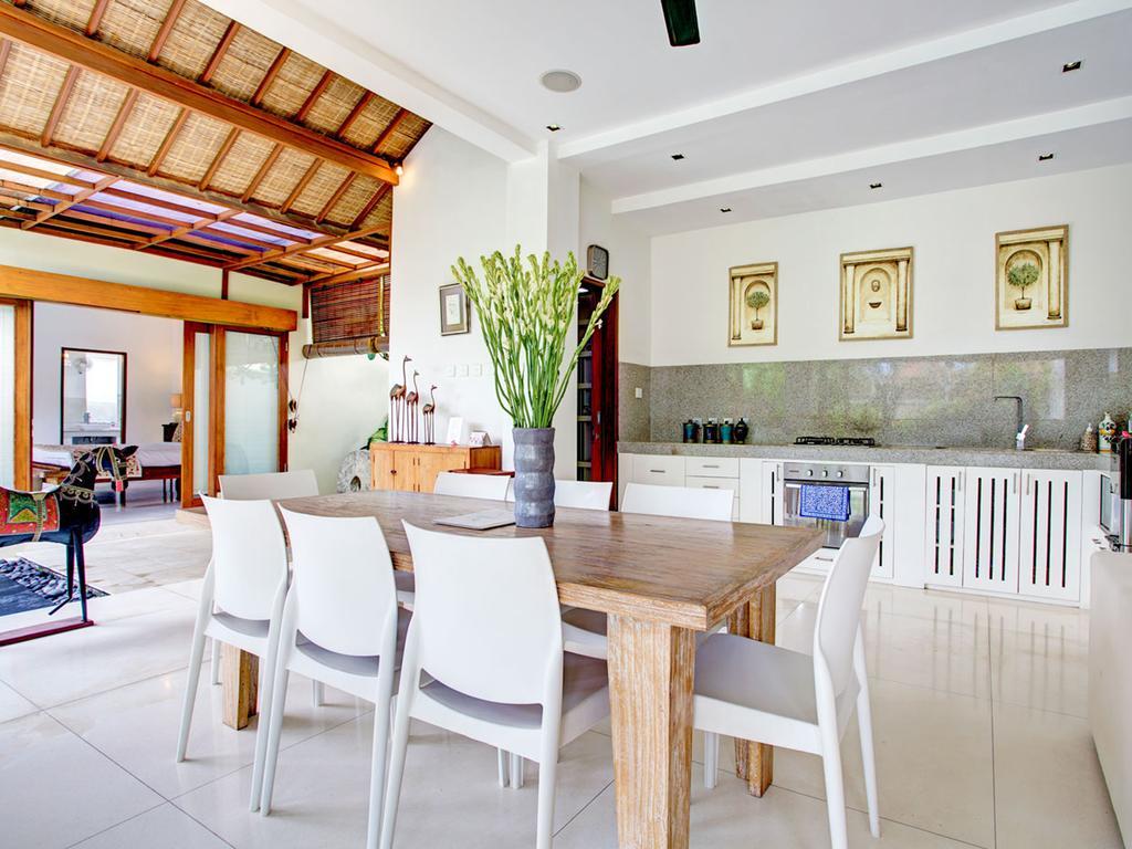 Villa Shanti Seminyak Esterno foto
